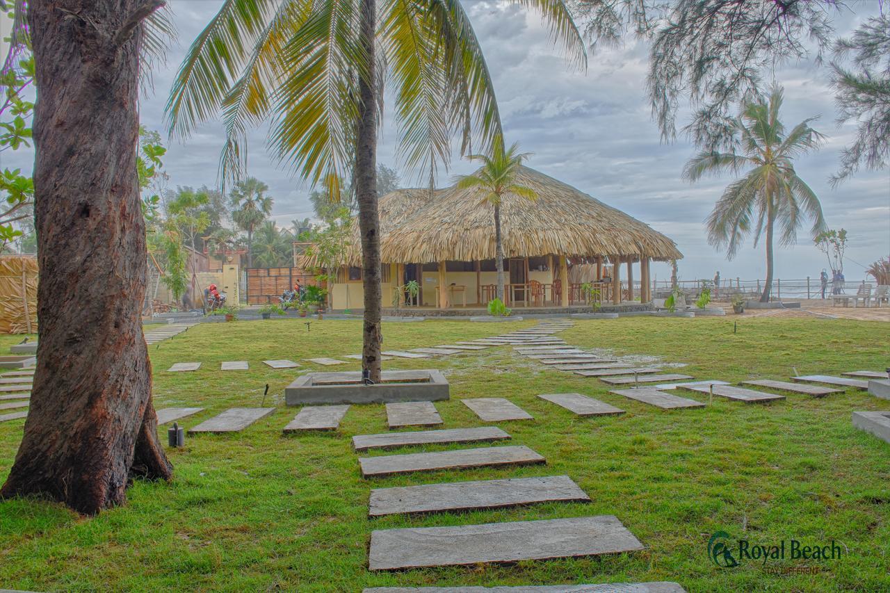 Royal Beach Baie d'Arugam Extérieur photo